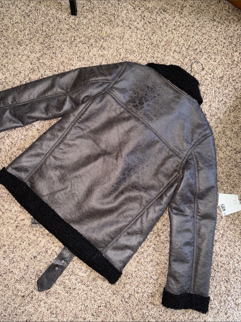 H&M jacket - Picture 3 of 3